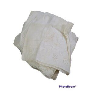 Lot of 4 Handkerchiefs White Cotton Needlework Applique Cut Work Vintage